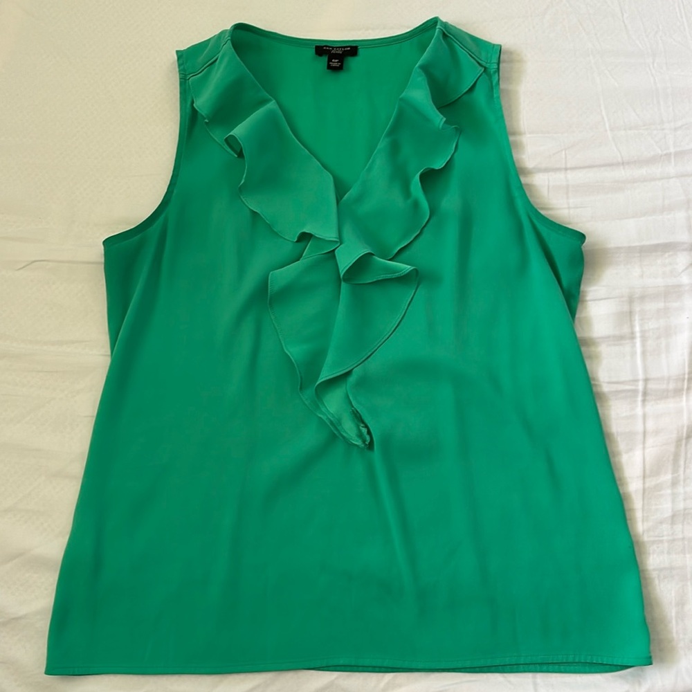 Ann Taylor Petite Kelly green tank - dressy